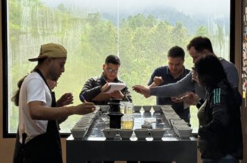 Image for January in Honduras: A Market in Motion